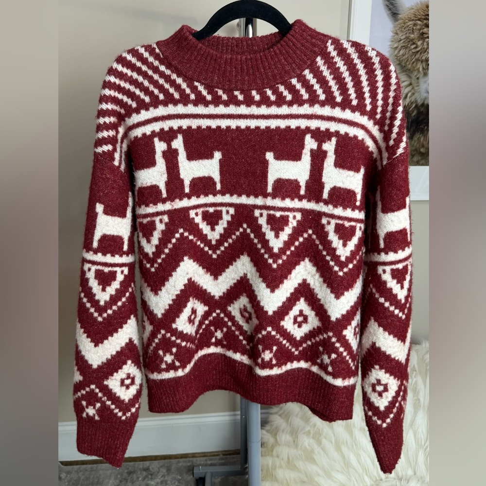 H&M Christmas Red and White Llama Alpaca  Pattern Sweater size XS